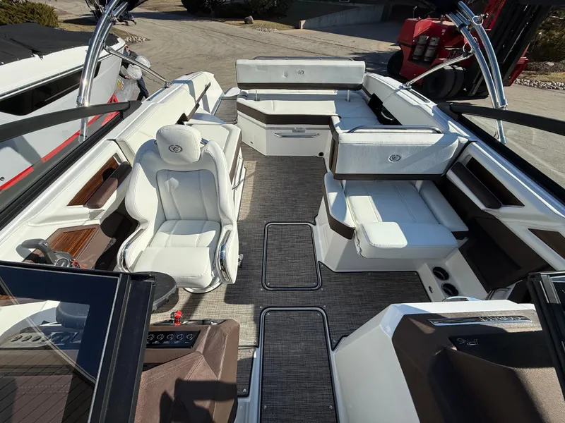 Slide: The Image of Cobalt R6 2026 - 1101