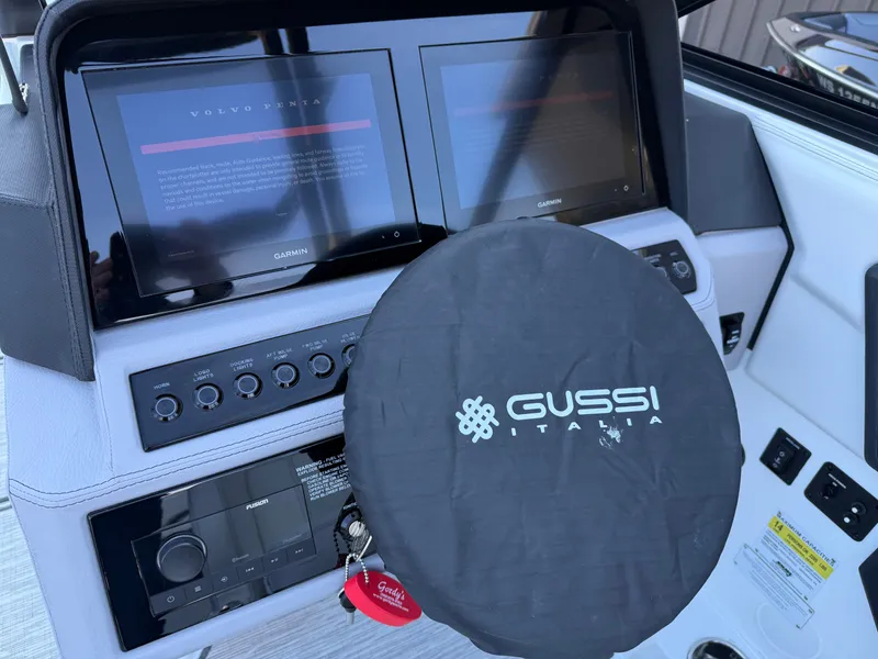 Slide: The Image of Cobalt R6 Surf 2026 - 1088