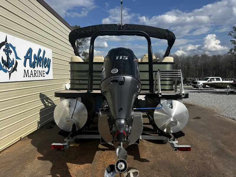 Slide: The Image of Veranda Vista View Series 20RC-BITOON-115HP 2026 - 2