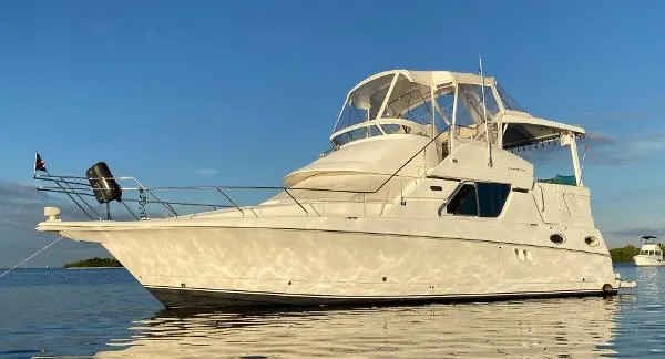 Slide: The Image of Silverton 392 Motor Yacht 2002 - 0
