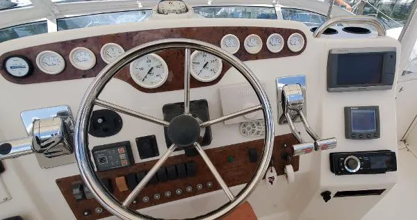 Slide: The Image of Silverton 392 Motor Yacht 2002 - 11