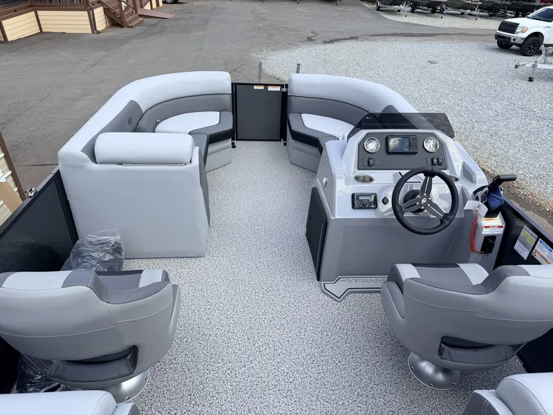 Slide: The Image of Veranda Vista View Series 22RC 2026 - 11