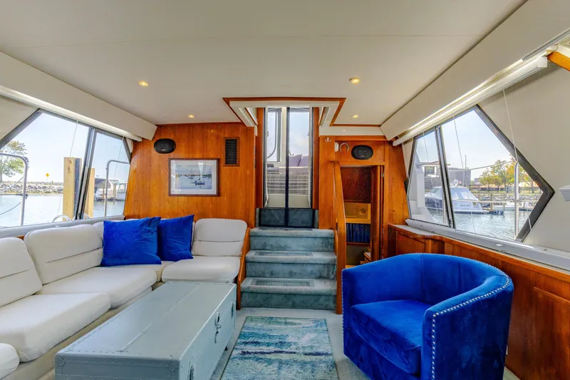 Slide: The Image of Carver Yachts 440 Aft Cabin Motor Yacht 1994 - 12