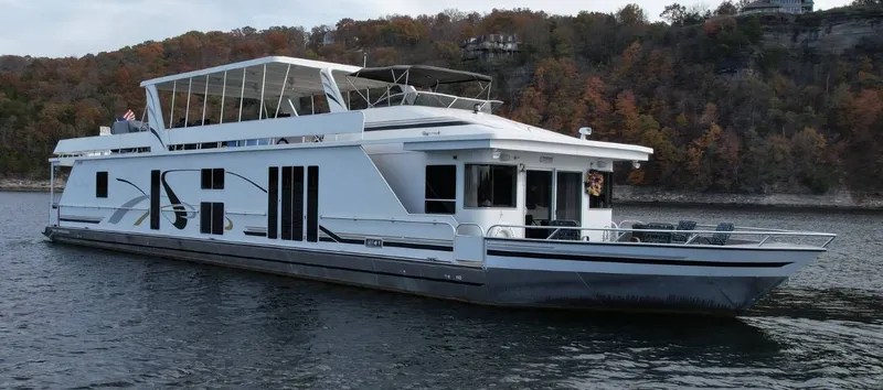 Slide: The Image of Fantasy Houseboat 19 X 88 2000 - 11