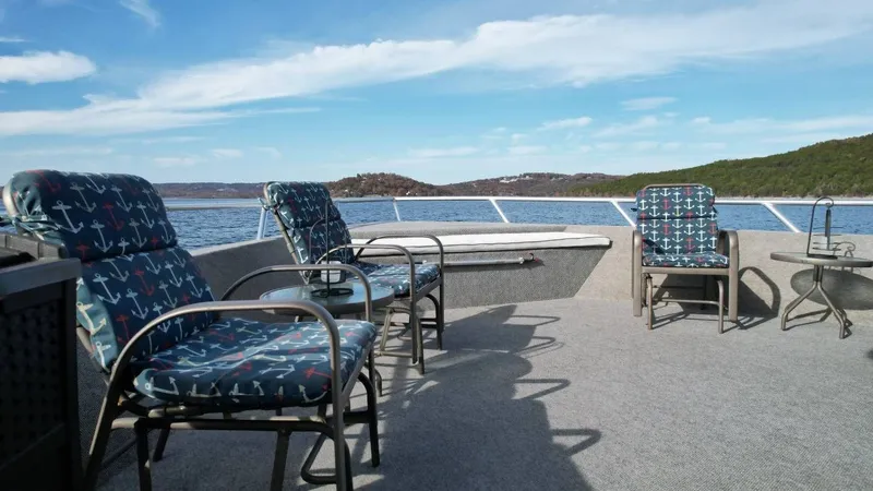 Slide: The Image of Fantasy Houseboat 19 X 88 2000 - 16