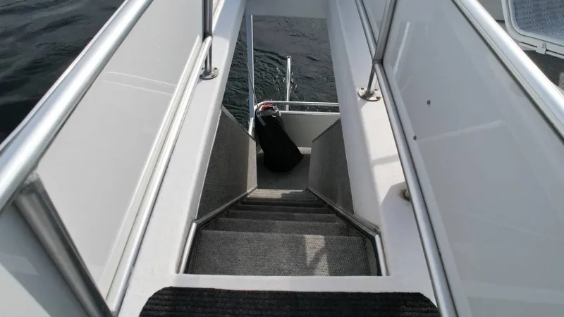 Slide: The Image of Fantasy Houseboat 19 X 88 2000 - 28