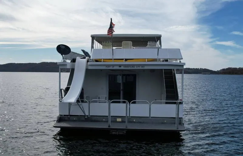 Slide: The Image of Fantasy Houseboat 19 X 88 2000 - 33