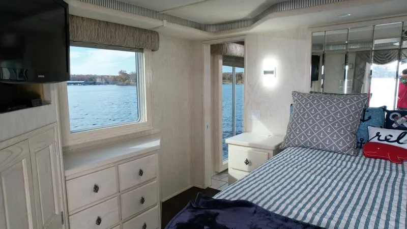 Slide: The Image of Fantasy Houseboat 19 X 88 2000 - 65