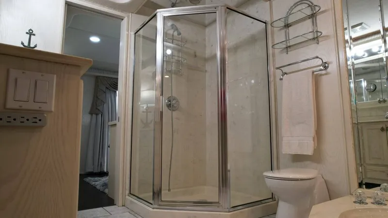 Slide: The Image of Fantasy Houseboat 19 X 88 2000 - 71