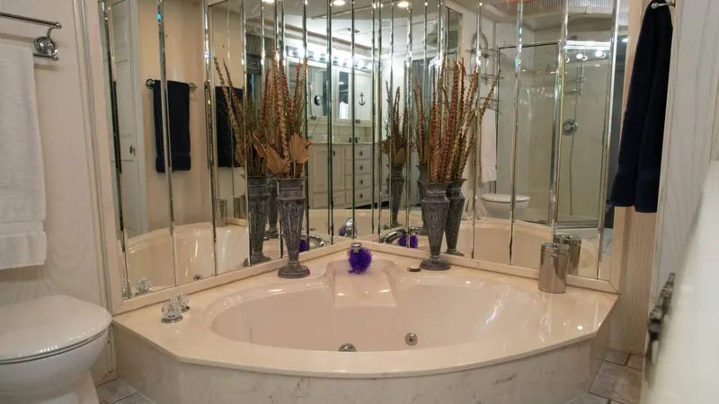 Slide: The Image of Fantasy Houseboat 19 X 88 2000 - 81