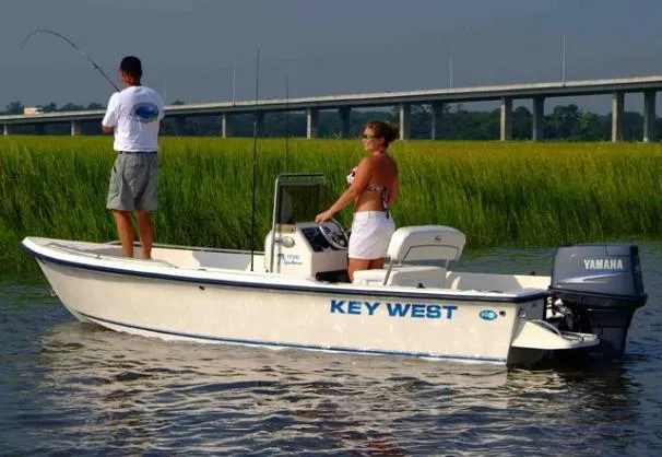 Slide: The Image of Key West 1720 Center Console 2008 - 1