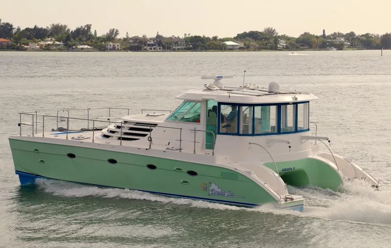 Slide: The Image of Manta 44 PowerCat 2007 - 1