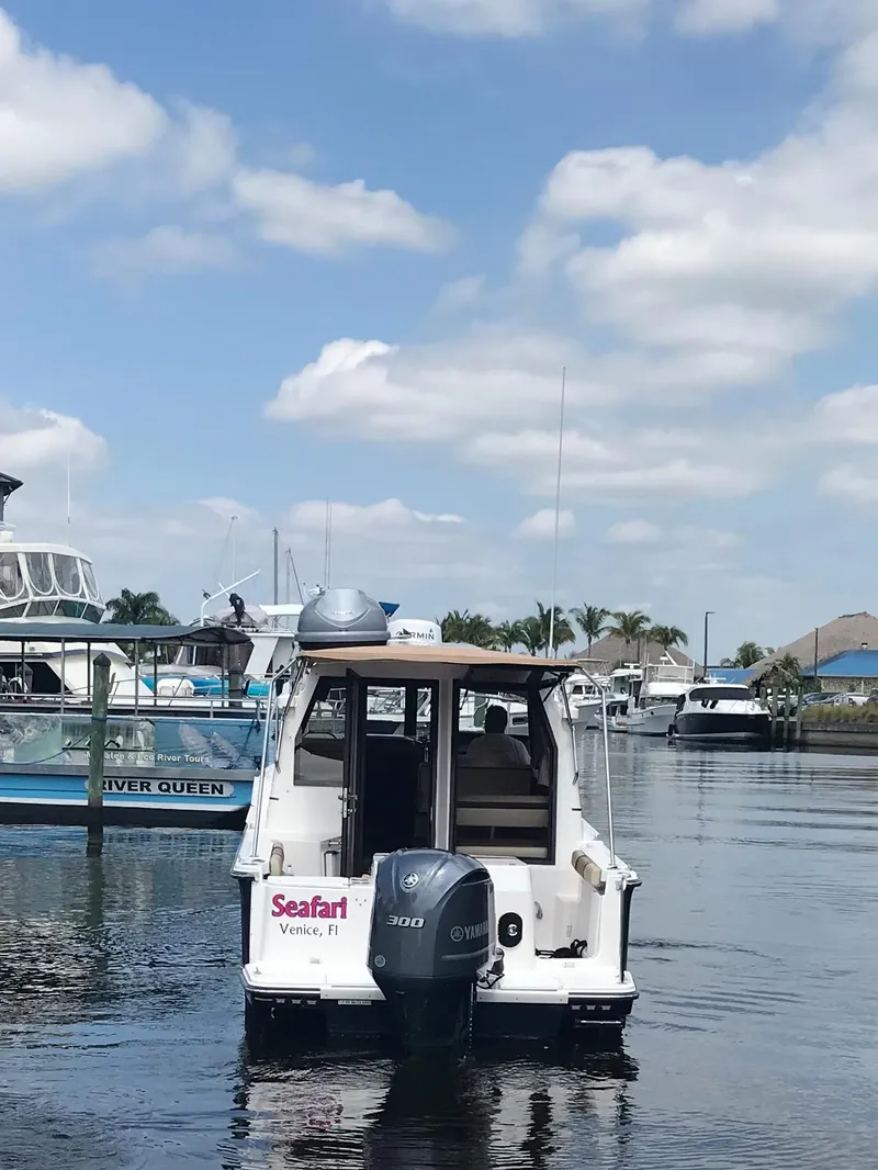 Slide: The Image of Ranger Tug R-27 2019 - 6