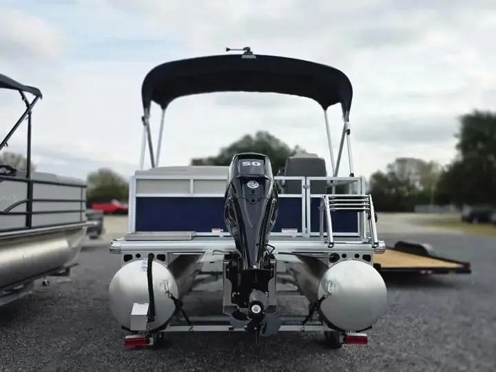 Slide: The Image of Sun Tracker Bass Buggy 16 2026 - 12