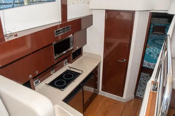 Slide: The Image of Sea Ray 390 Sedan Bridge 2010 - 11