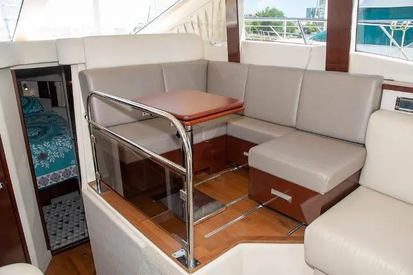 Slide: The Image of Sea Ray 390 Sedan Bridge 2010 - 9