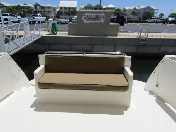Slide: The Image of Hampton 558 Pilothouse 2004 - 11