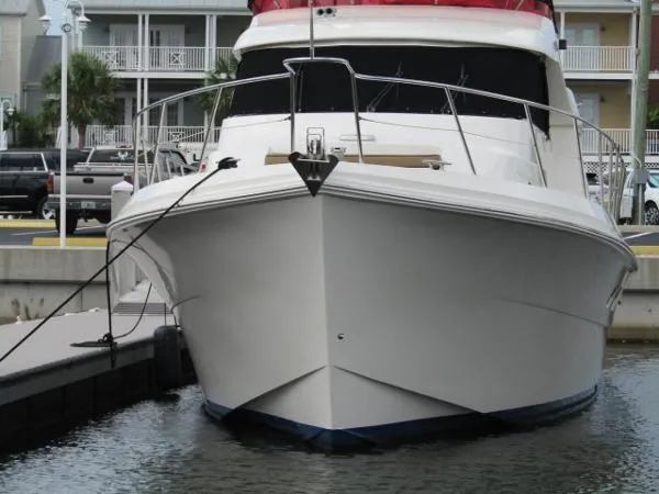 Slide: The Image of Hampton 558 Pilothouse 2004 - 6