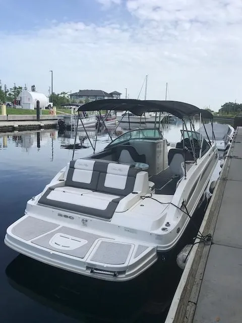 Slide: The Image of Sea Ray 260 Sundeck 2011 - 6