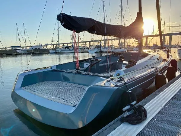Slide: The Image of Tofinou 9.7 Electric 2021 - 5