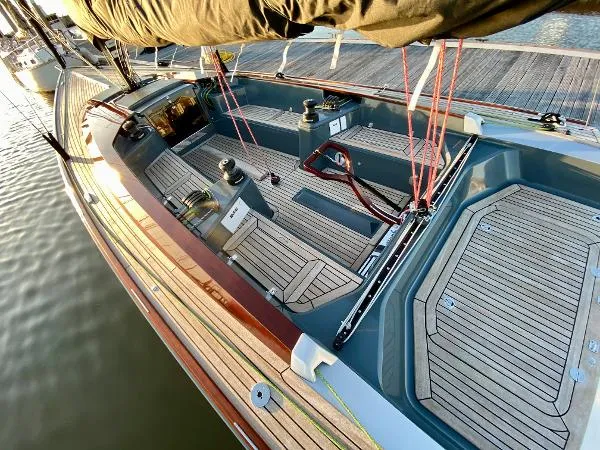 Slide: The Image of Tofinou 9.7 Electric 2021 - 6