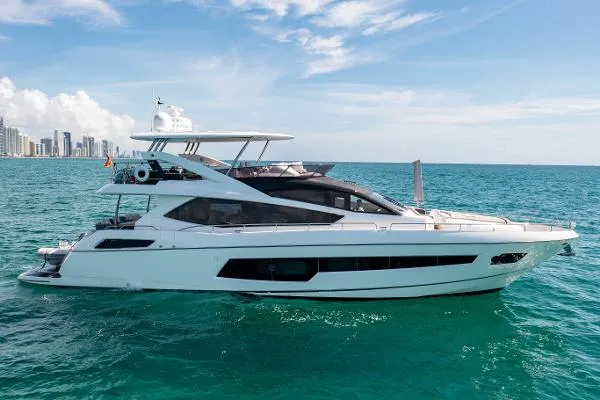 Slide: The Image of Sunseeker 75 Yacht 2015 - 0