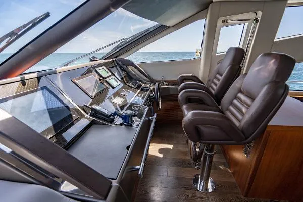 Slide: The Image of Sunseeker 75 Yacht 2015 - 11