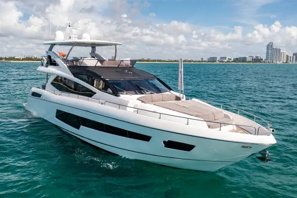 Slide: The Image of Sunseeker 75 Yacht 2015 - 3