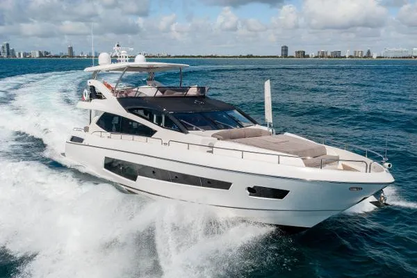 Slide: The Image of Sunseeker 75 Yacht 2015 - 4