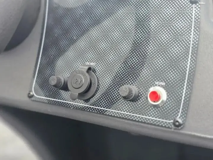 Slide: The Image of Tracker Bass Tracker Classic XL 2026 - 15