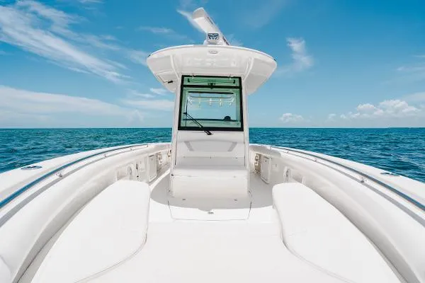 Slide: The Image of Boston Whaler 320 Outrage 2014 - 8