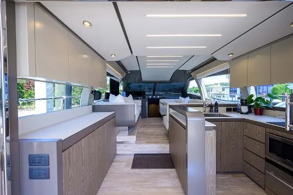 Slide: The Image of Ferretti 550 2021 - 4