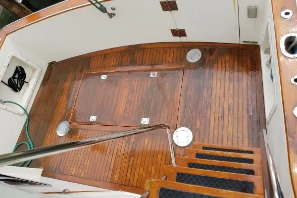 Slide: The Image of Albin 48 North Sea Cutter 1988 - 8