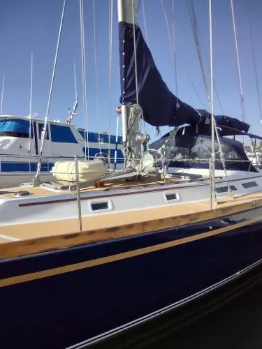 Slide: The Image of Gulfstar Sloop 1981 - 4