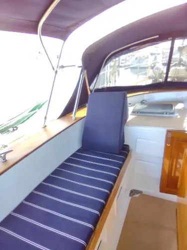 Slide: The Image of Gulfstar Sloop 1981 - 9