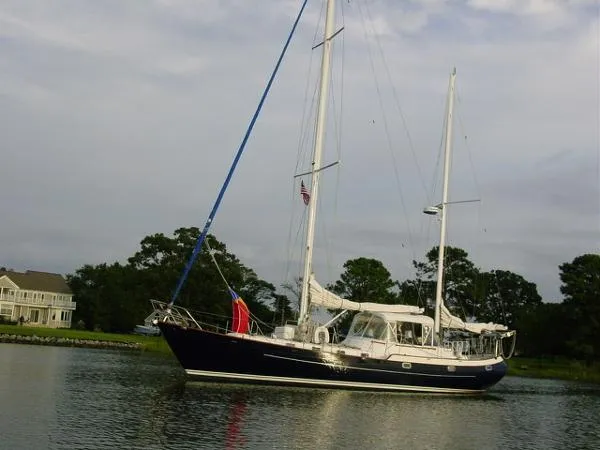 Slide: The Image of Custom Mayflower 48 1984 - 7