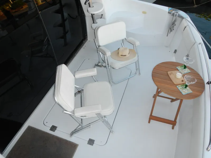 Slide: The Image of Carver Yachts 570 Voyager Pilothouse 2001 - 4