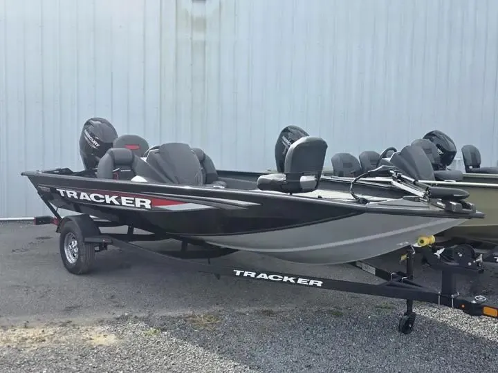 Slide: The Image of 2026 Tracker Pro Team 175 boat on trailer. - 9