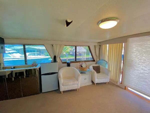Slide: The Image of Hatteras Cockpit Motor Yacht 1984 - 11