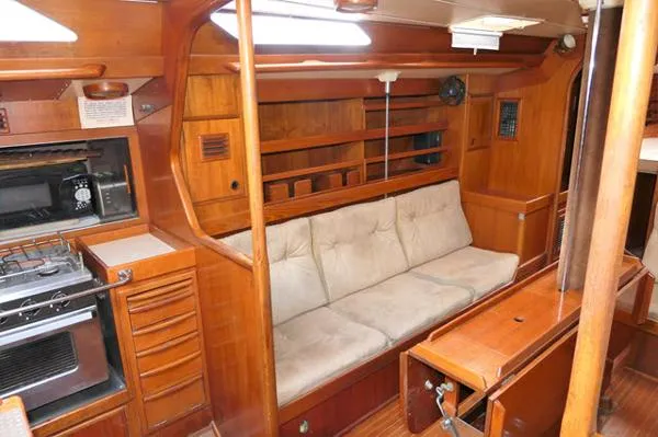 Slide: The Image of Nautor Swan 391 1984 - 3