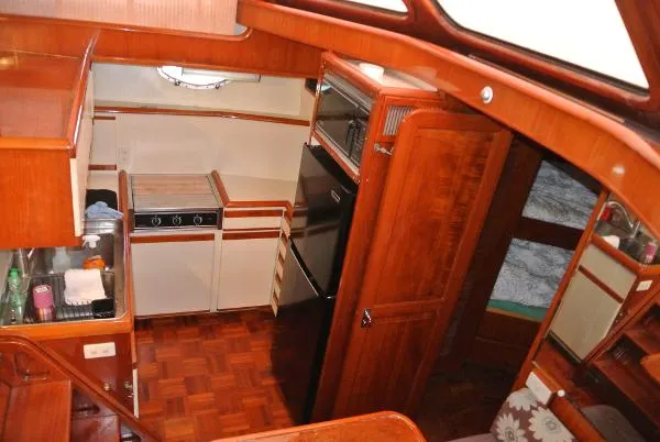 Slide: The Image of Aquarius Double Cabin Sundeck 1988 - 7