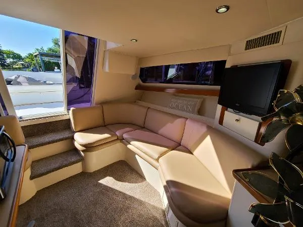 Slide: The Image of Carver Yachts 380 Santego 2001 - 4