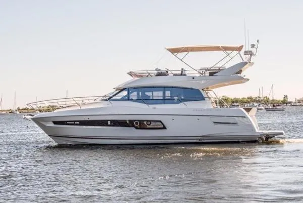 Slide: The Image of Prestige 460 Flybridge 2020 - 0