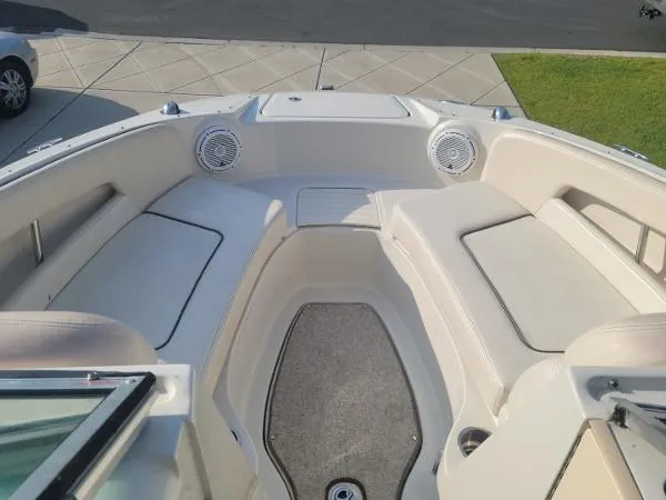 Slide: The Image of Sea Ray 210 Sundeck 2008 - 4