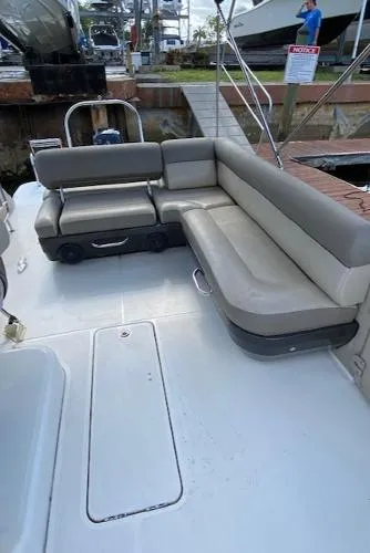 Slide: The Image of Bayliner XR7 2016 - 8
