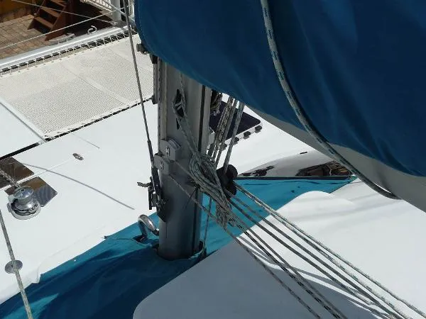 Slide: The Image of Charter Cat Jaguar 2005 - 3