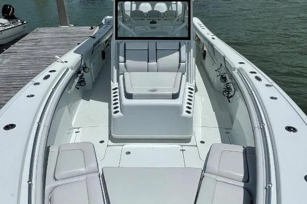 Slide: The Image of Yellowfin Offshore 2019 - 10