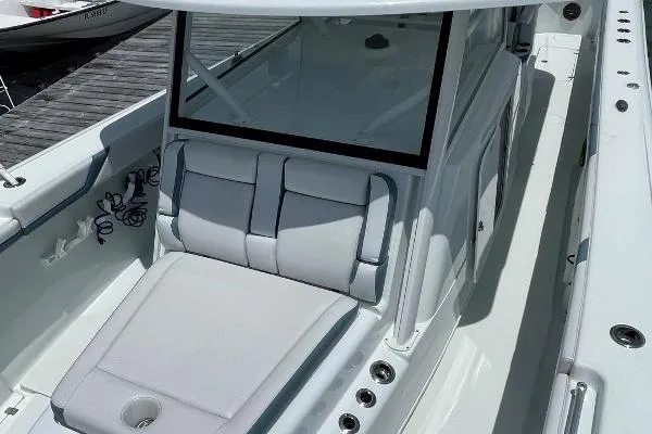 Slide: The Image of Yellowfin Offshore 2019 - 11