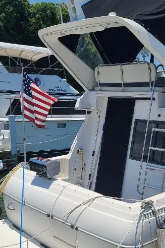 Slide: The Image of Bayliner 3258 Ciera Command Bridge DX 2000 - 5