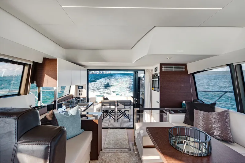 Slide: The Image of Prestige 460 2019 - 6